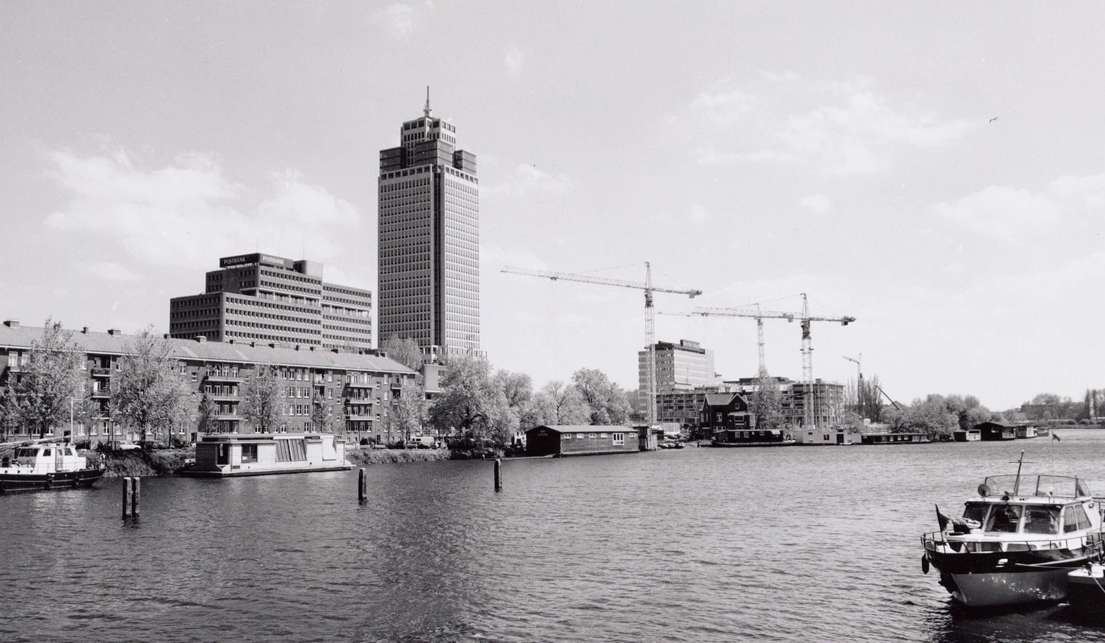 Rembrandttoren: al bijna 30 jaar de hoogste van de stad