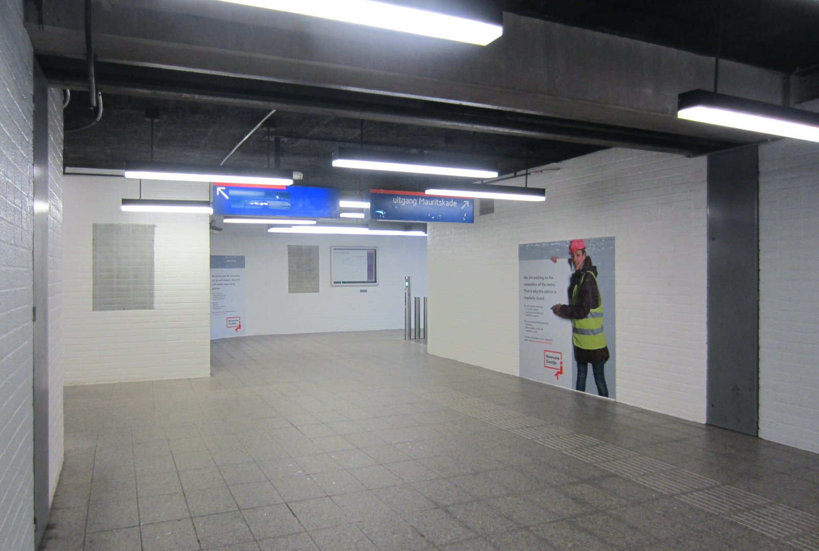 Ooit waren enkele metrostation ook mysterieuze schuilkelders