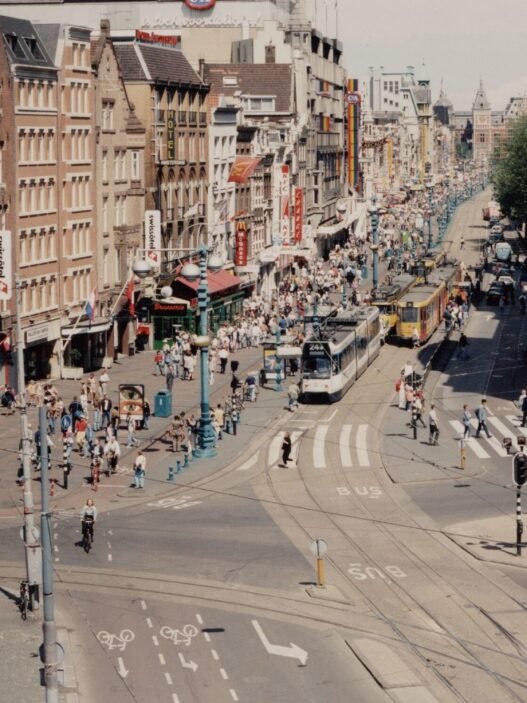 Een foto van De Dam uit juli 1996